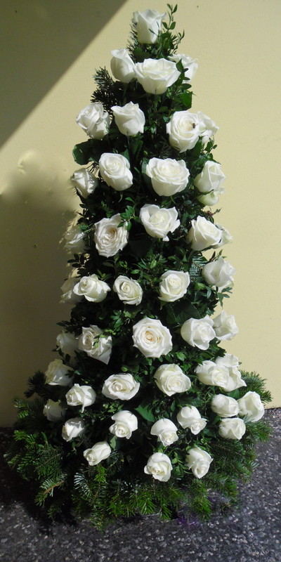 Koszorú - Fehér rózsás gyertya